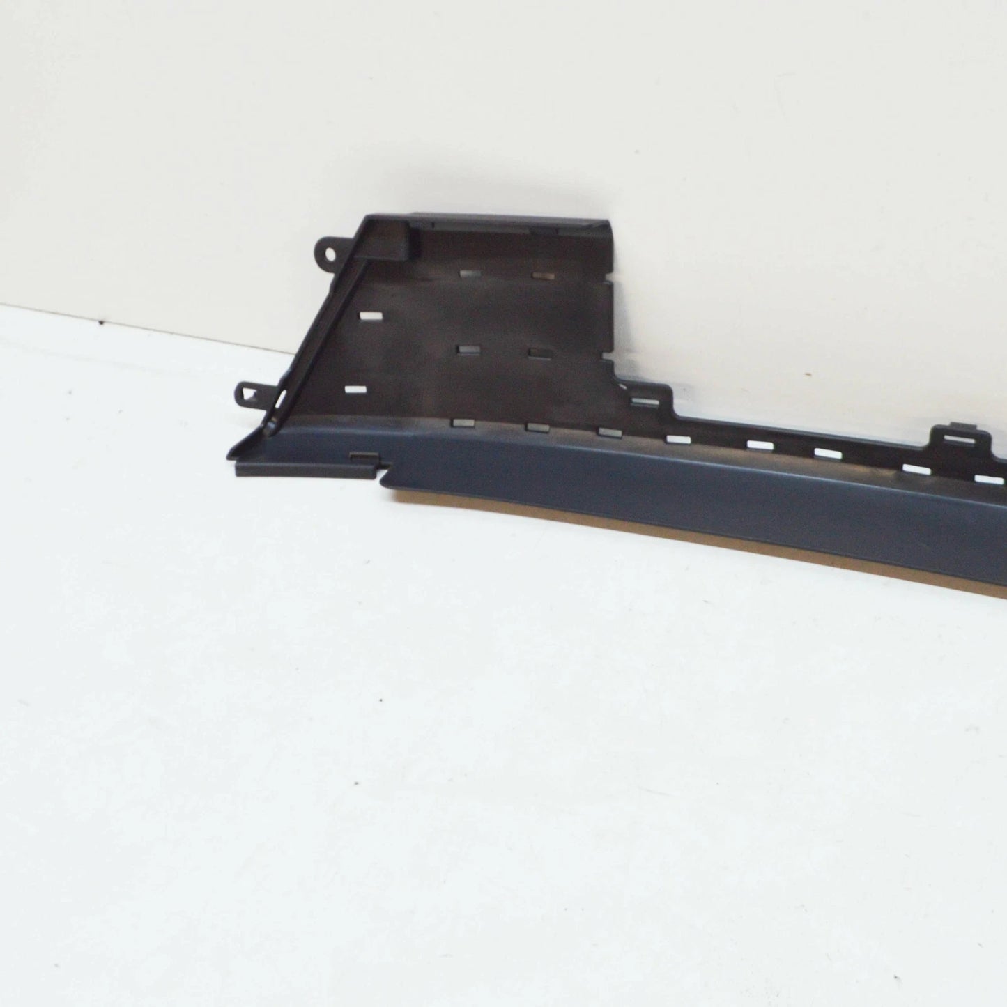 NEW AUDI Q3 F3 RADIATOR GRILLE COVER 83F8532229B9