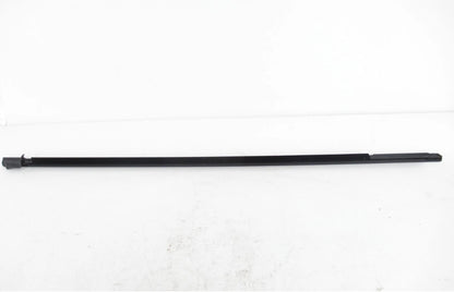 NEW VW JETTA A6 FRONT LEFT DOOR WINDOW APERTURE SEAL OUTER 5C6837477B5AP