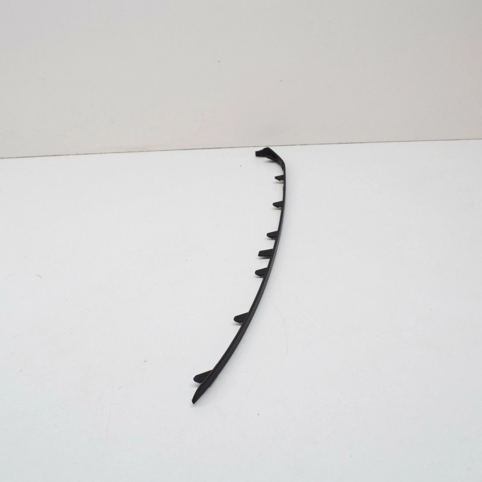 NEW AUDI A3 8V FRONT LEFT BUMPER MOLDING STRIP TRIM S-LINE 8V5807533A