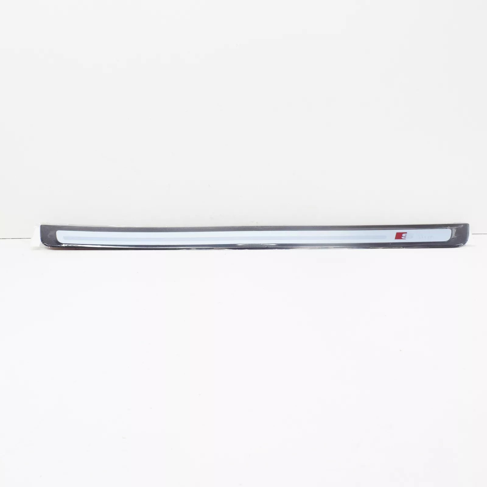 NEW AUDI A5 S5 8T8 S LINE TUNING LEFT ENTRY DOOR SILL 8T0853373H01C ORIGINAL