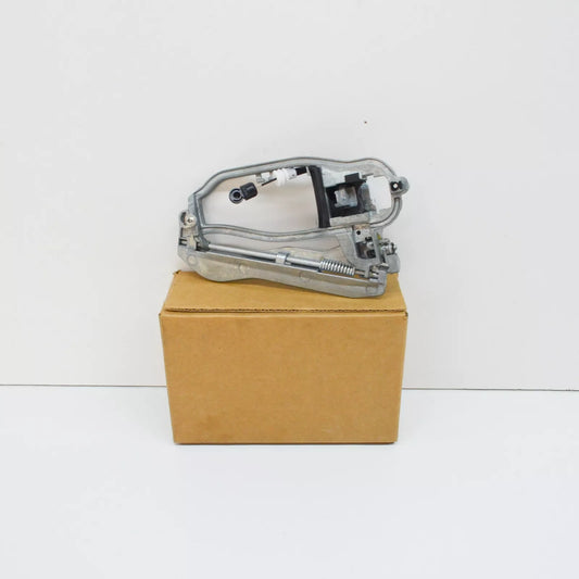 NEW BMW X5 E3 FRONT RIGHT EXTERIOR DOOR HANDLE CARRIER 51218243616 ORIGINAL