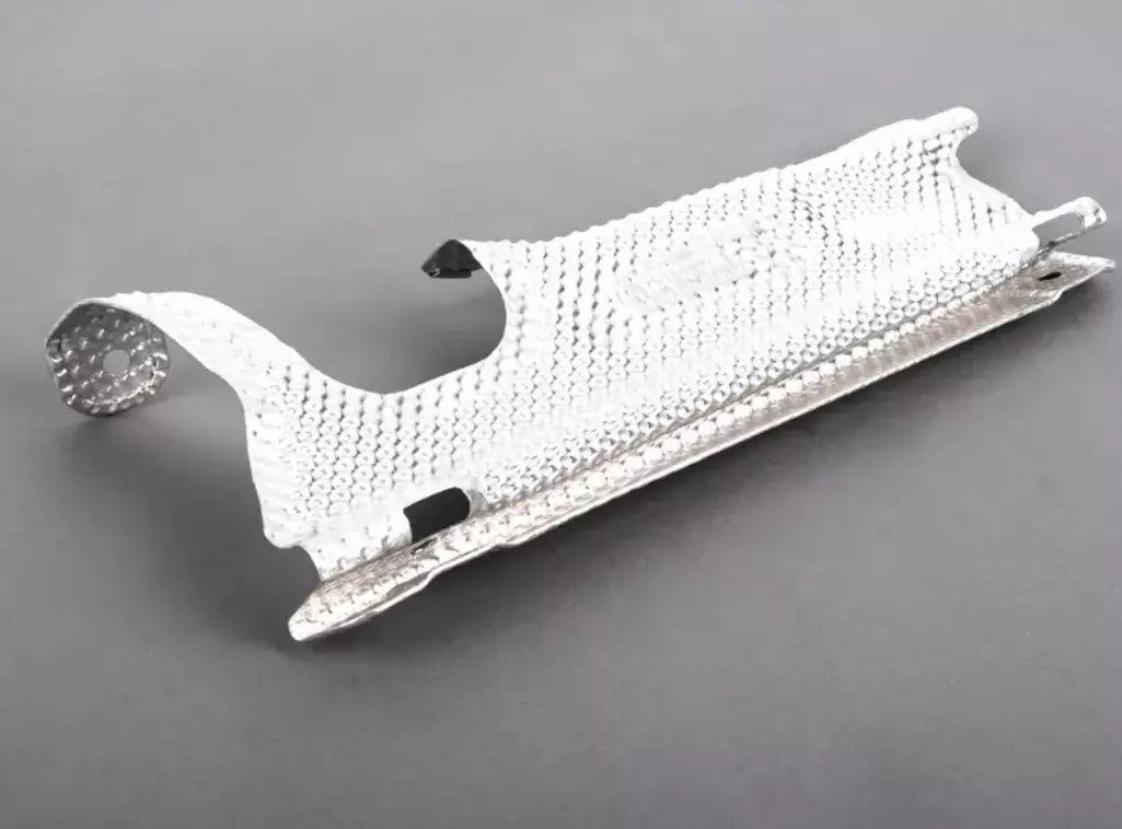 NEW BMW 5 E60 RIGHT HEAT INSULATION 7033726 51487033726 ORIGINAL