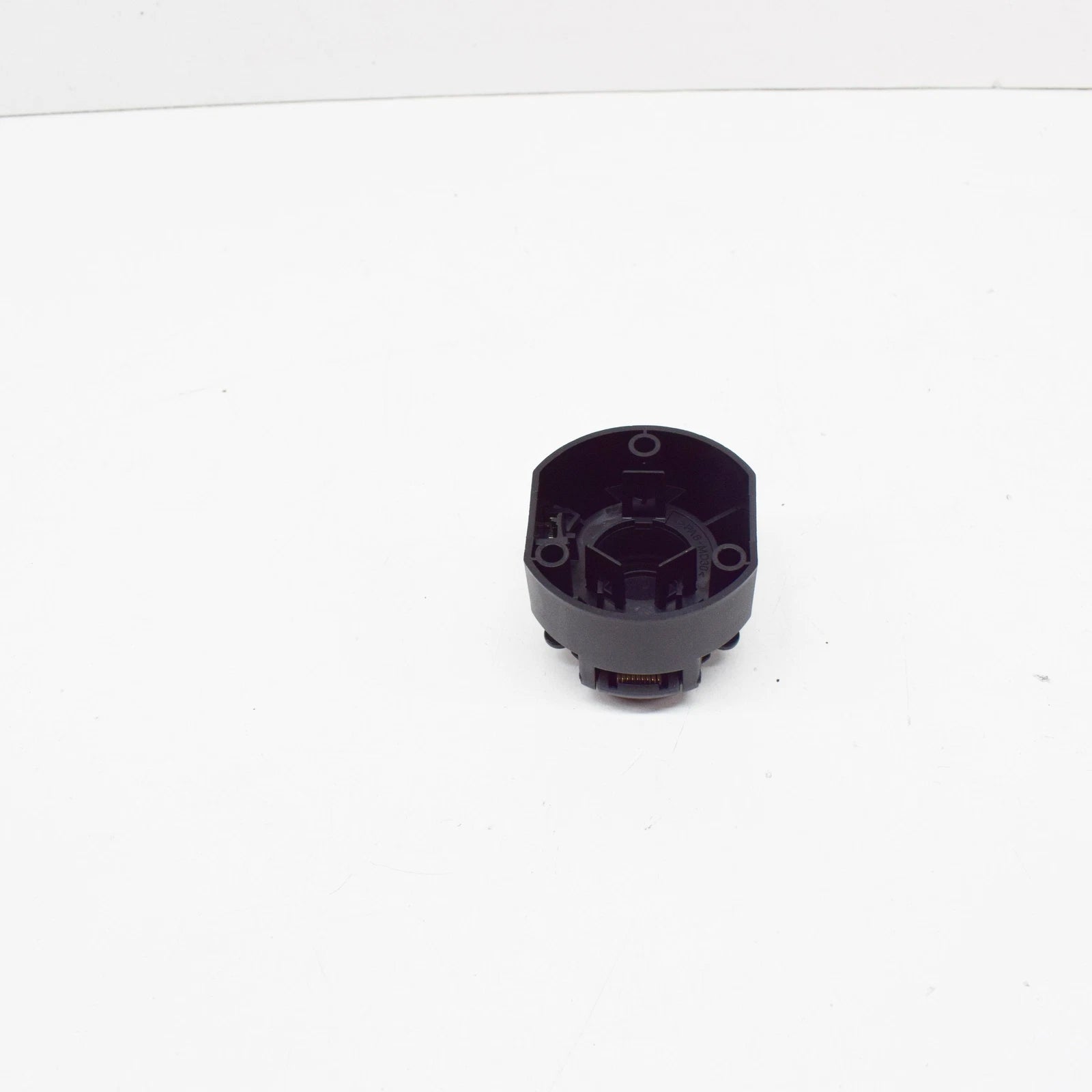 NEW VW TRANSPORTER T5 TRAILER COUPLING SOCKET HOUSING 7H0945505A