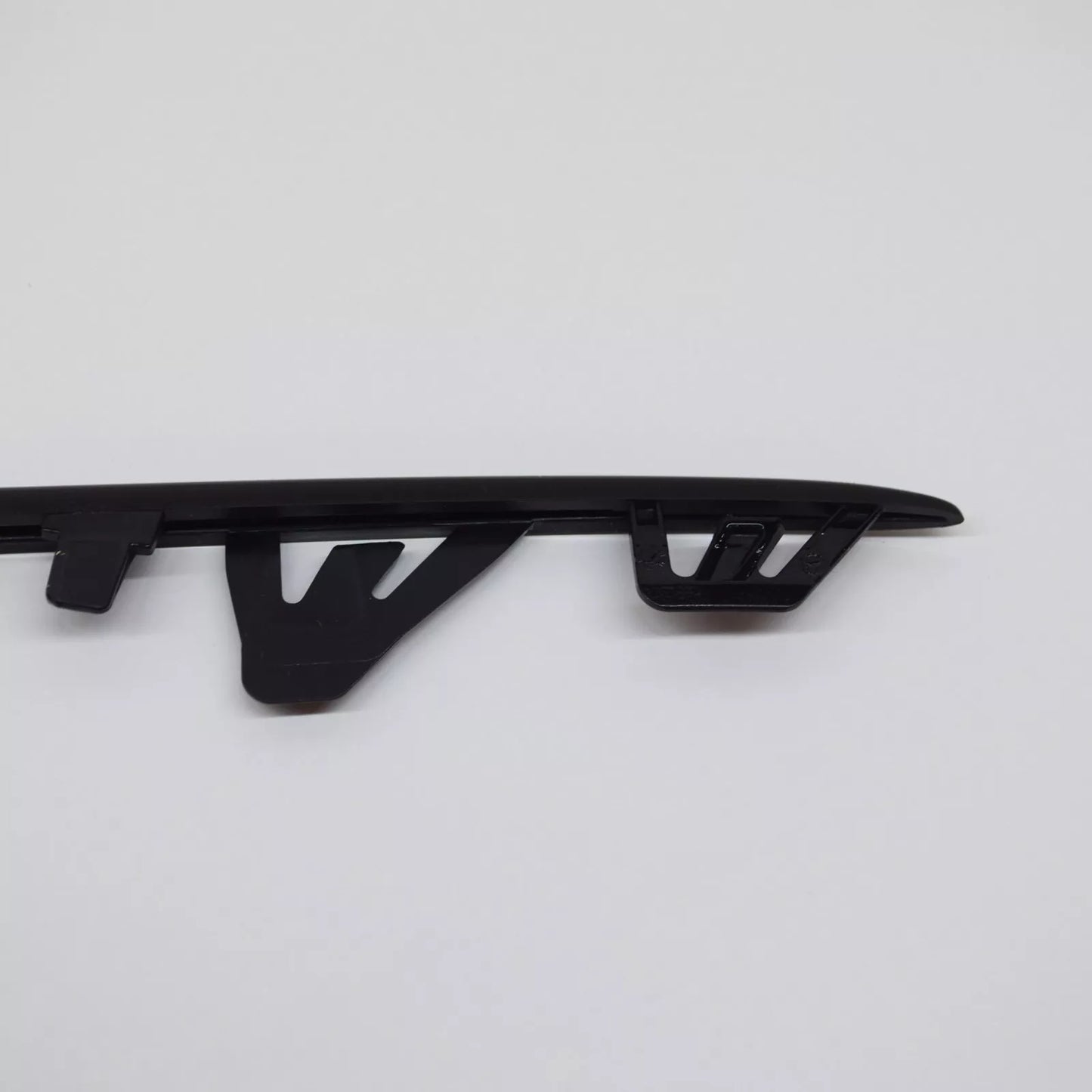 NEW MERCEDES-BENZ GLA H247 FRONT BUMPER RIGHT LOWER TRIM A2478858804 ORIGINAL