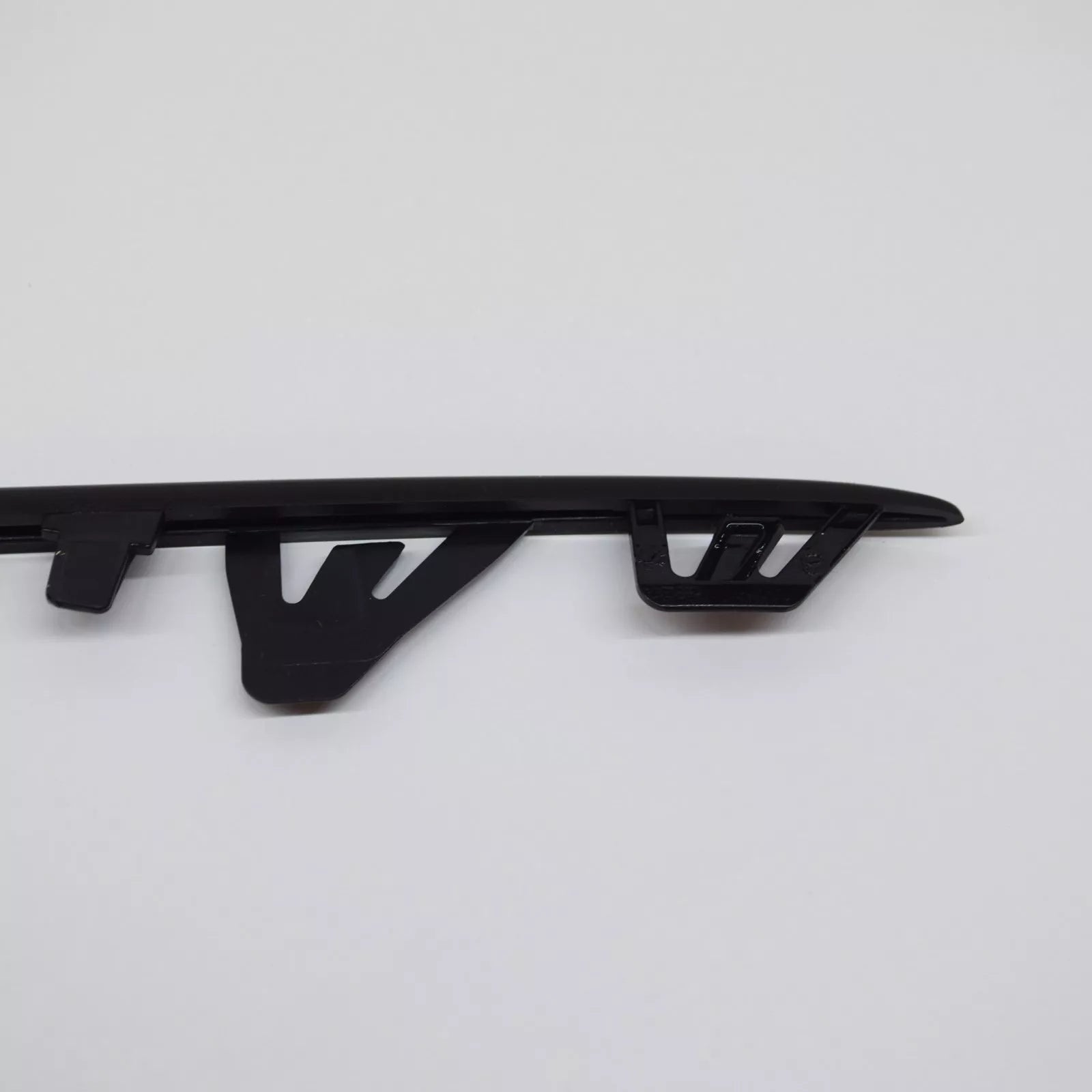 NEW MERCEDES-BENZ GLA H247 FRONT BUMPER RIGHT LOWER TRIM A2478858804 ORIGINAL