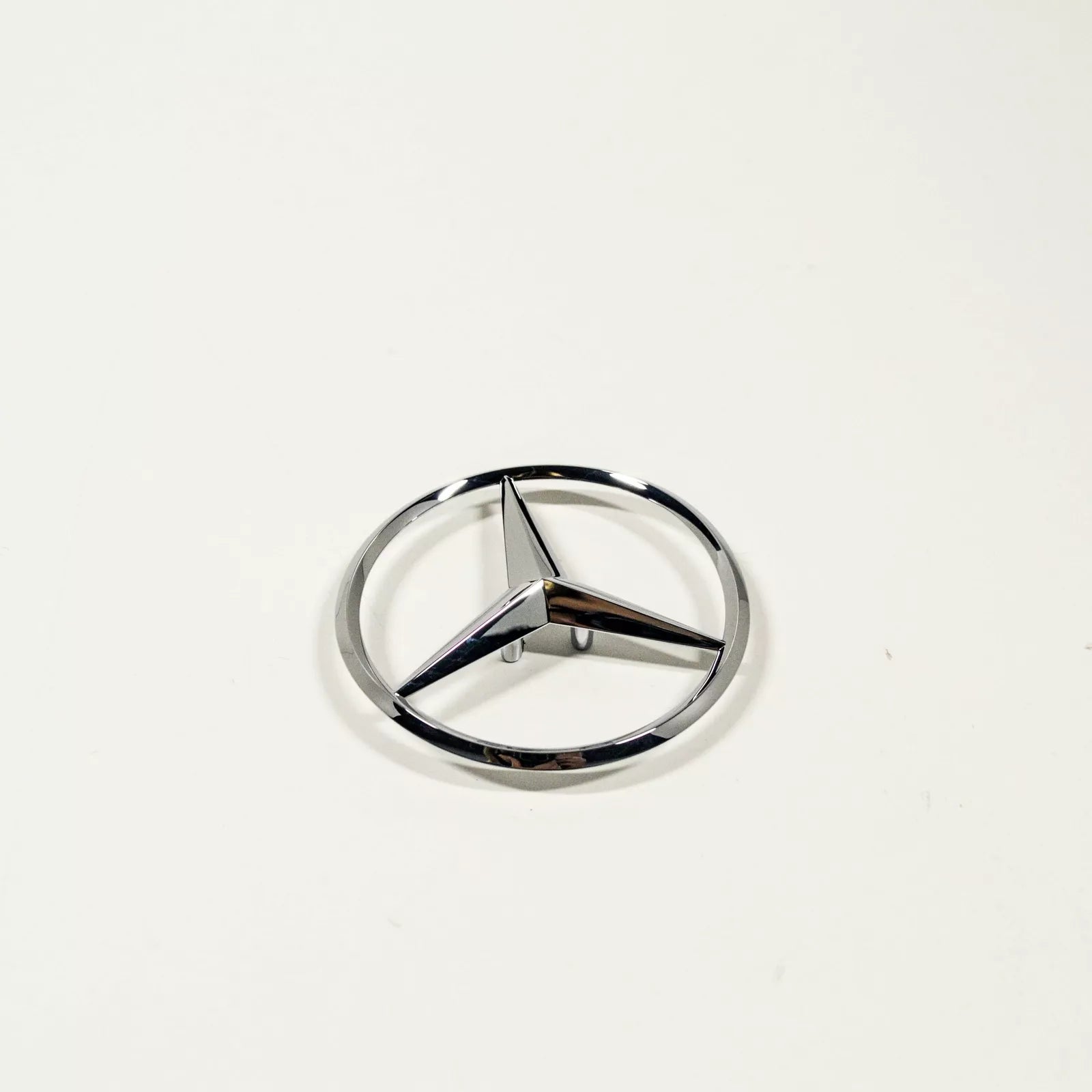 NEW MB E-CLASS COUPE C207 BOOT LID BADGE EMBLEM A2078170216 2015 ORIGINAL