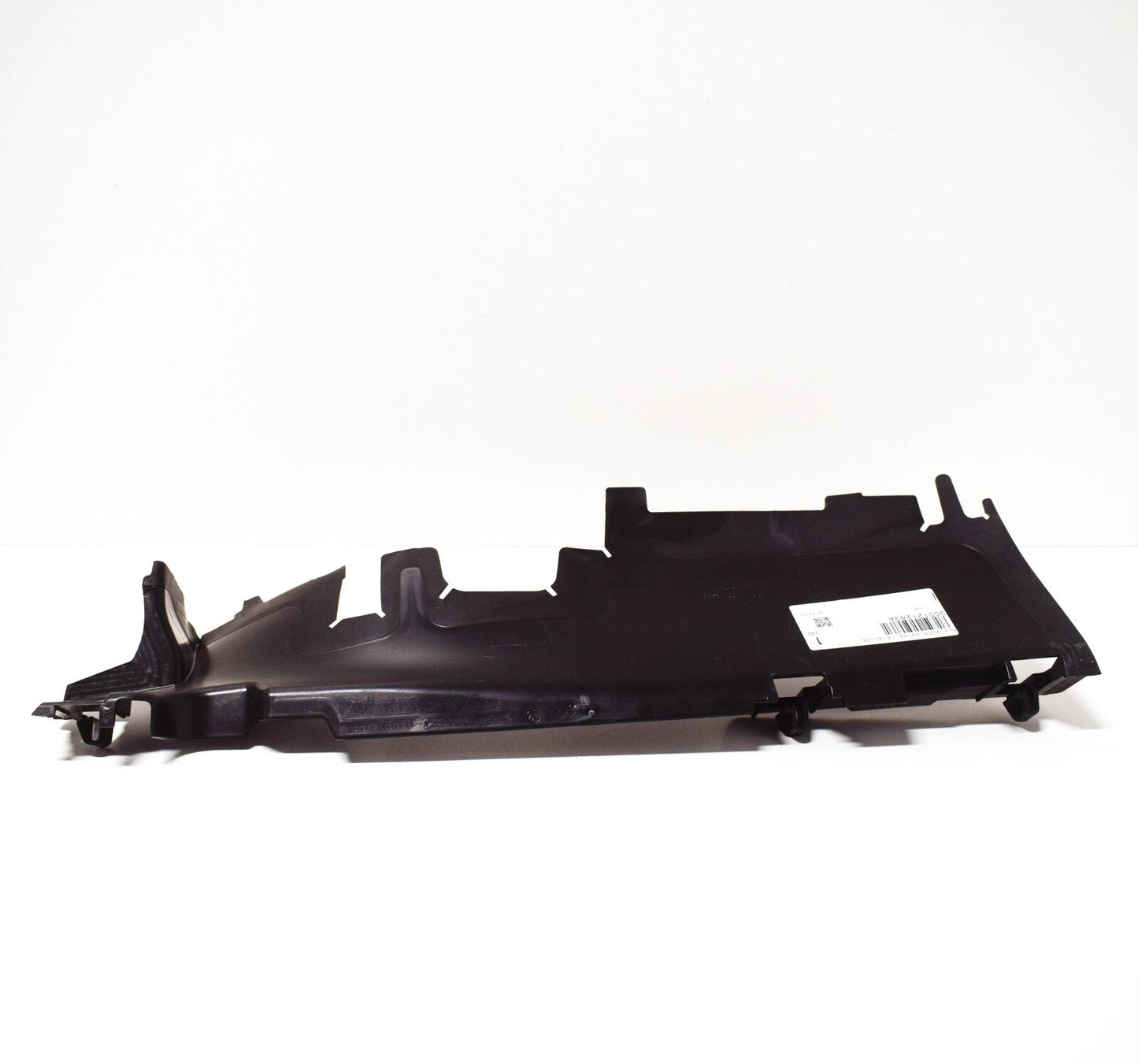 NEW VOLKSWAGEN PASSAT B8 LEFT RADIATOR AIR GUIDE 3G0121283A ORIGINAL