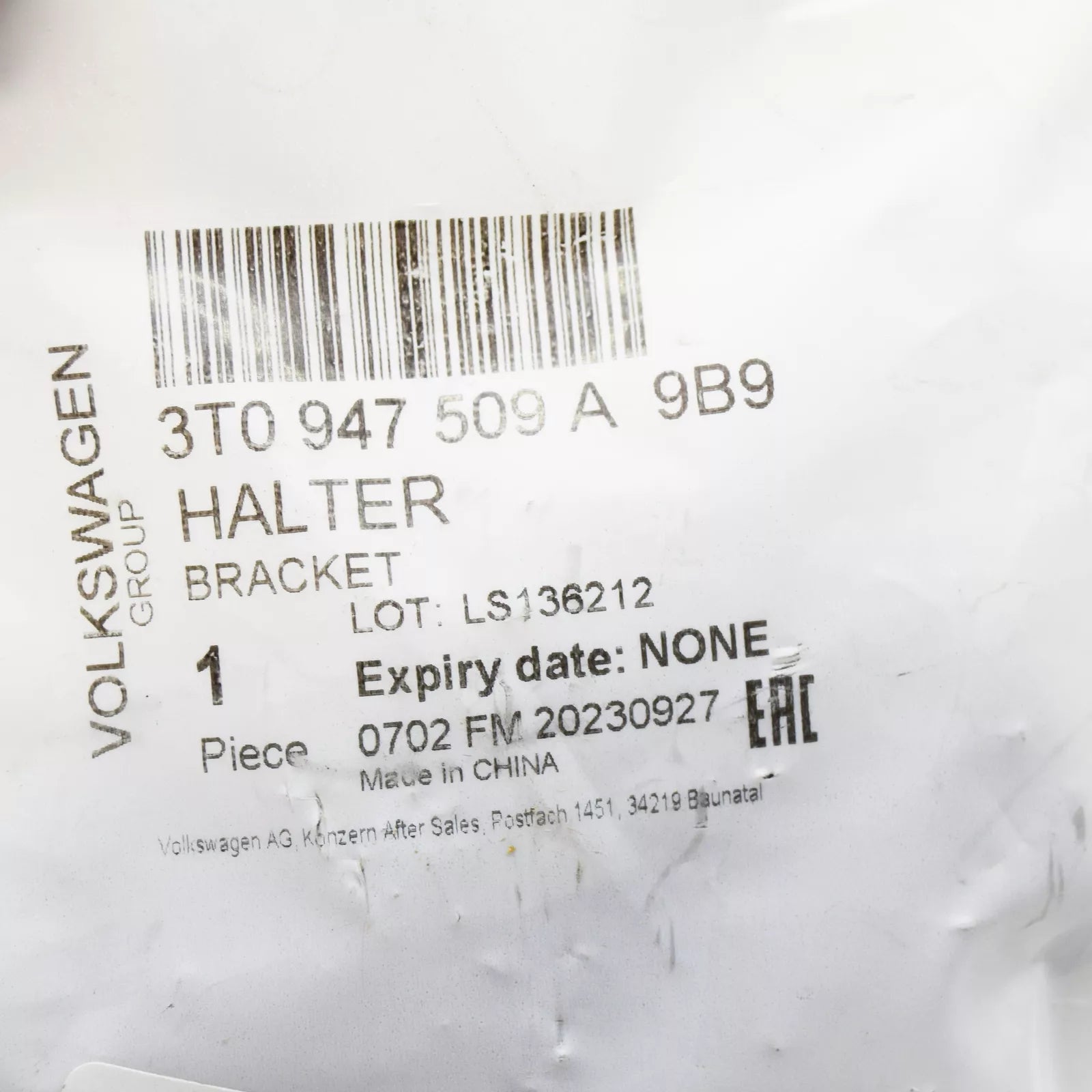 NEW VOLKSWAGEN TIGUAN AD MK2 MAGNETIC TORCH LIGHT HOLDER 3T0947509A9B9 ORIGINAL