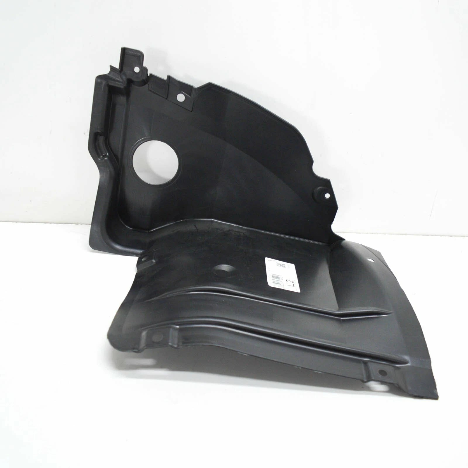 NEW MB C W203 FRONT RIGHT FENDER LINER BOTTOM PART A2038810423