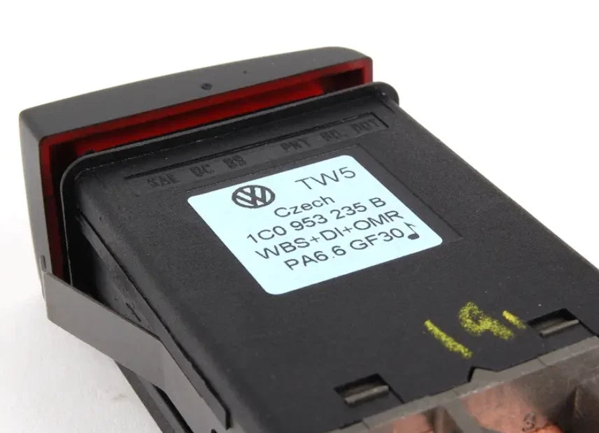 NEW VOLKSWAGEN BEETLE 9C DASHBOARD HAZARD BUTTON 1C0953235BB41