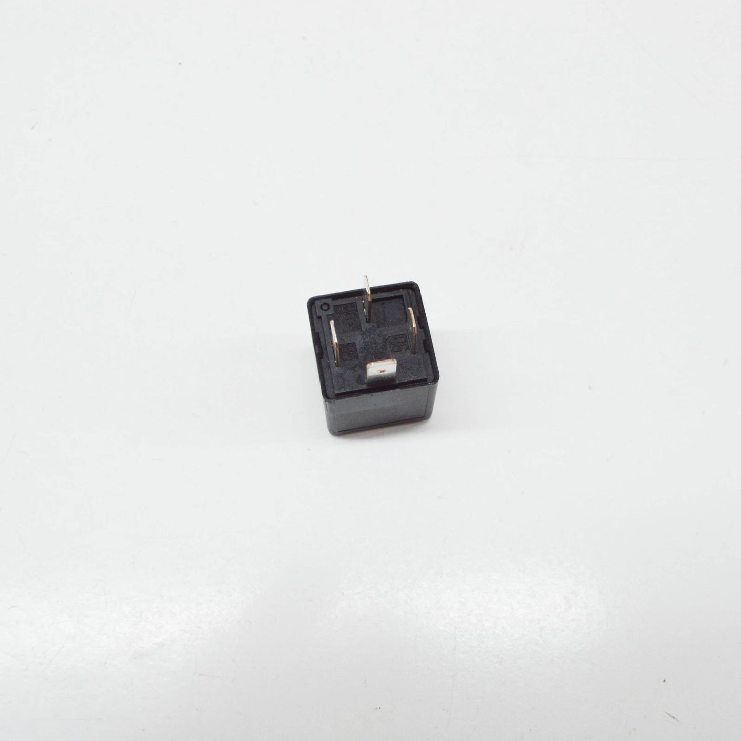 NEW VW FOX 5Z RADIATOR FAN RELAY 377937503A ORIGINAL