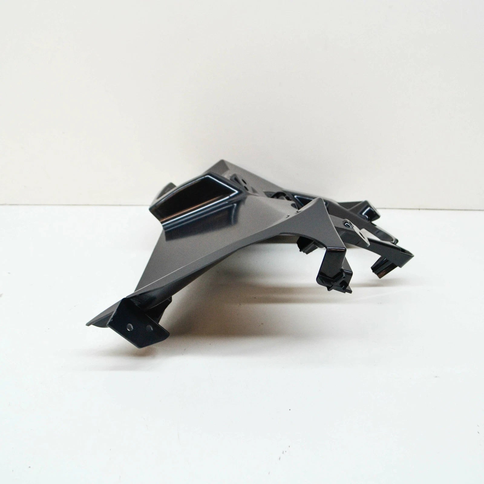 NEW BMW 3 GT F34 LEFT FOG LIGHT BRACKET 51118057189 8057189 2016