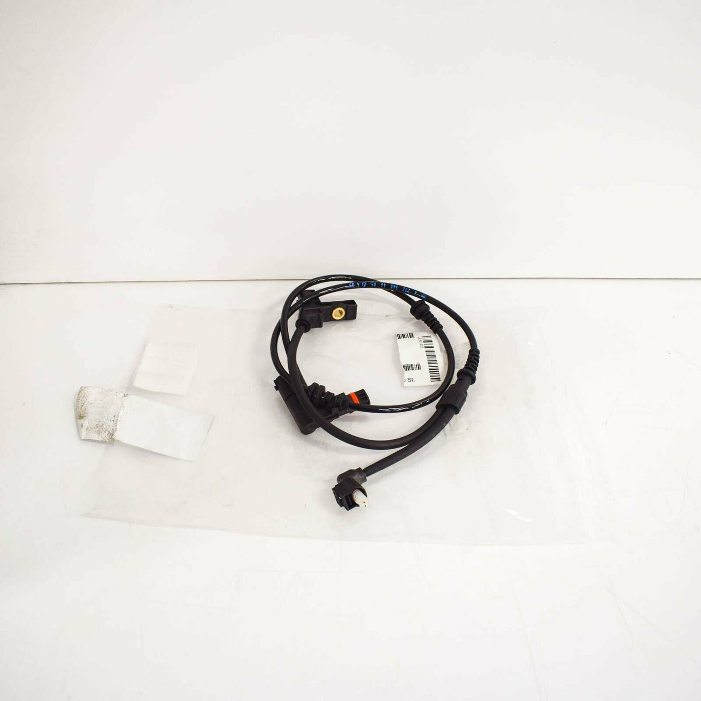 NEW MB E W212 FRONT RIGHT SHOCK ABSORBER BRAKE PAD SENSOR A212540460564 ORIGINAL