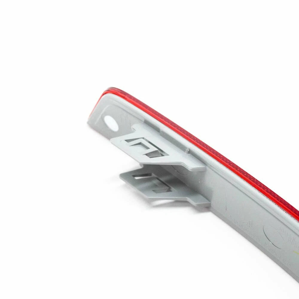 NEW MERCEDES-BENZ GL X166 REAR BUMPER REFLECTOR LEFT SIDE A1668200374 ORIGINAL