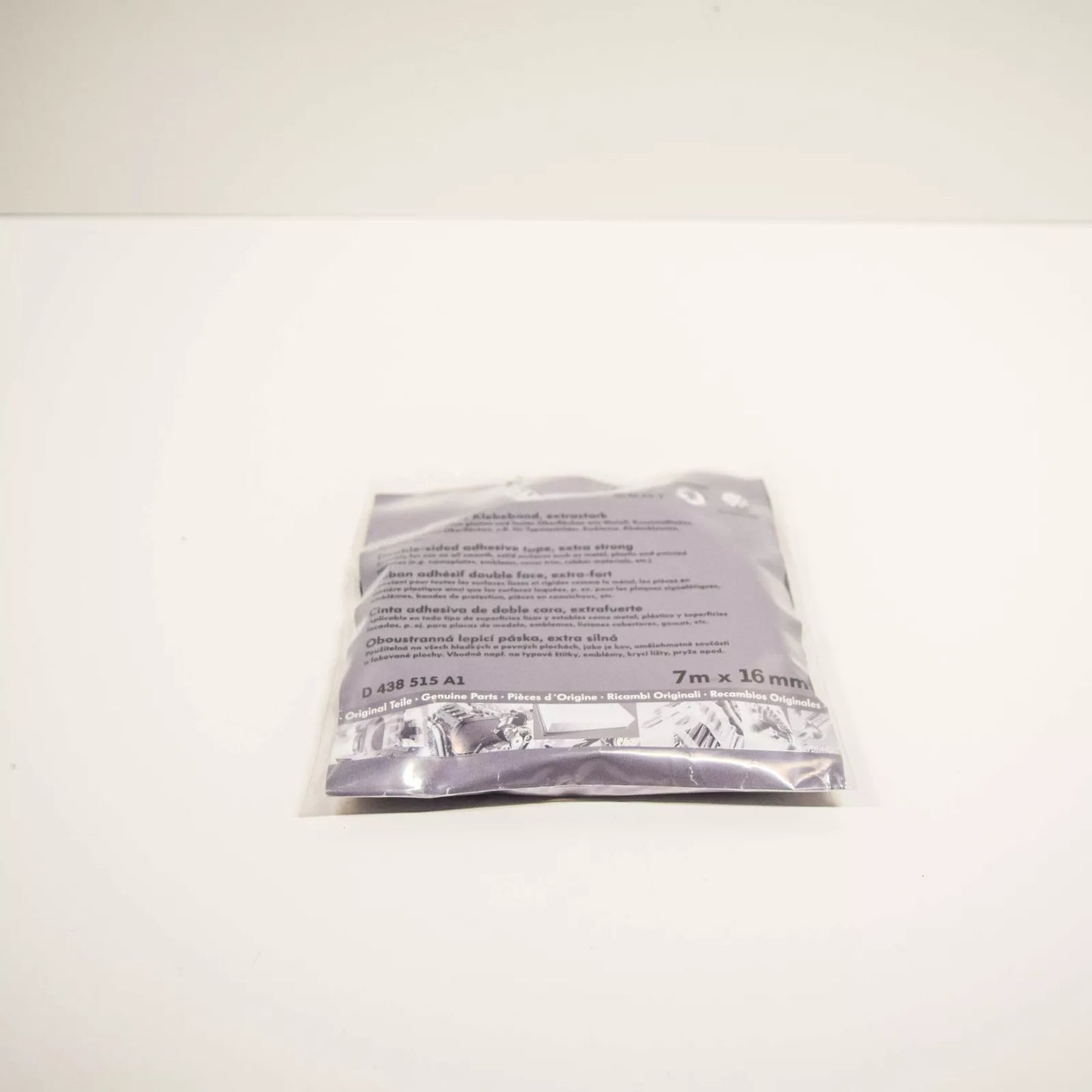 NEW AUDI A4 B7 EXTERIOR REAR COVER TAPE D438P11M4 ORIGINAL