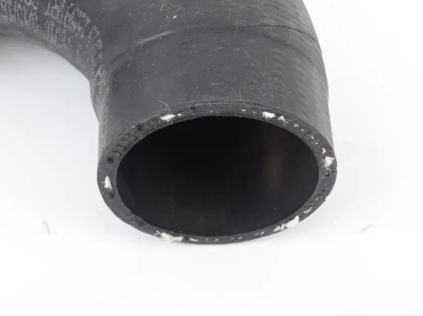 NEW VOLKSWAGEN PASSAT B7 INTERCOOLER LOWER HOSE 3AA145832B ORIGINAL