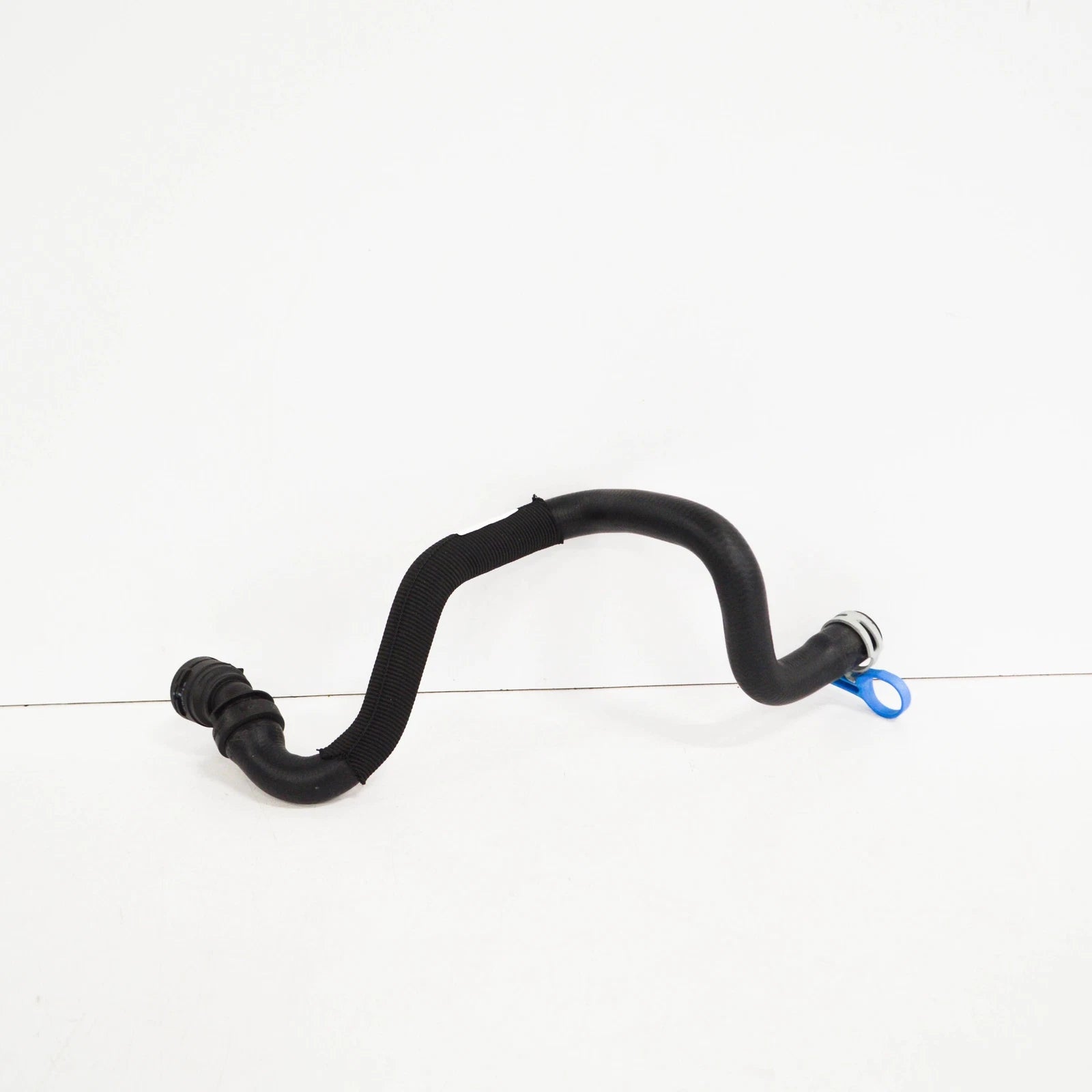 NEW BMW 5 G30 WATER COOLANT HOSE PIPE 64219299661 ORIGINAL