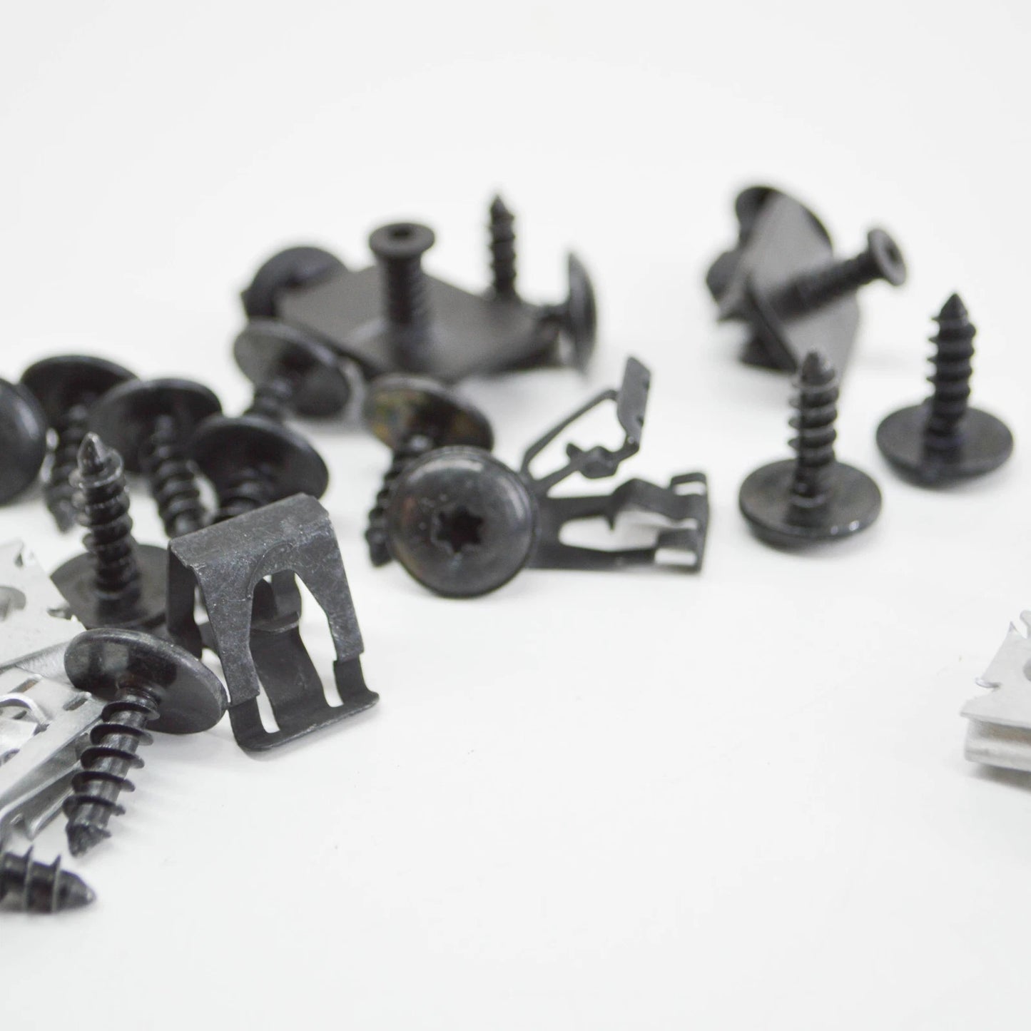 NEW VOLKSWAGEN CRAFTER SZ FRONT BUMPER FIXING REPAIR SET 7C0898623 ORIGINAL