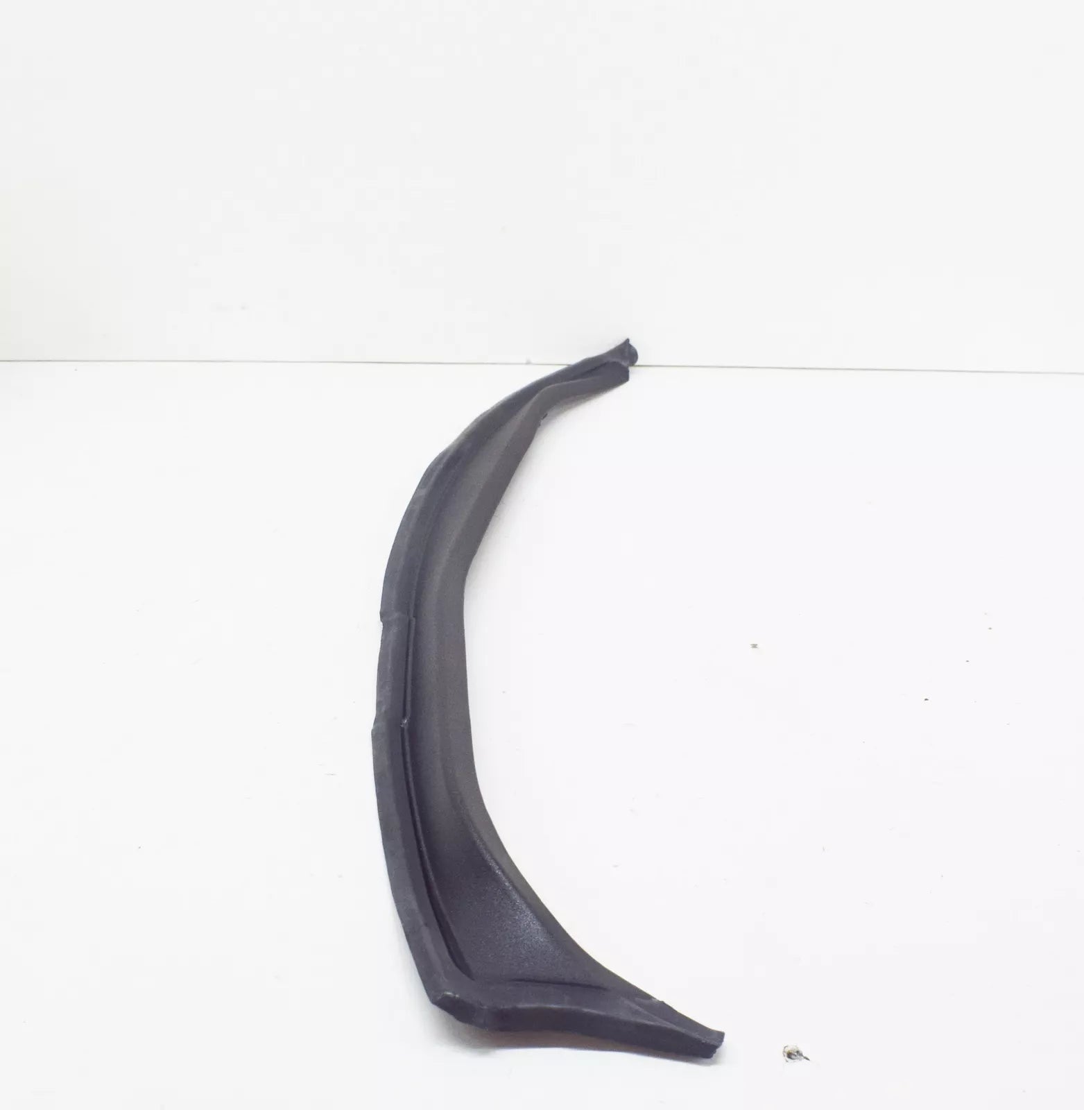 NEW MERCEDES-BENZ CL C215 FRONT LEFT DOOR REAR COVER MOLDING A2157280721