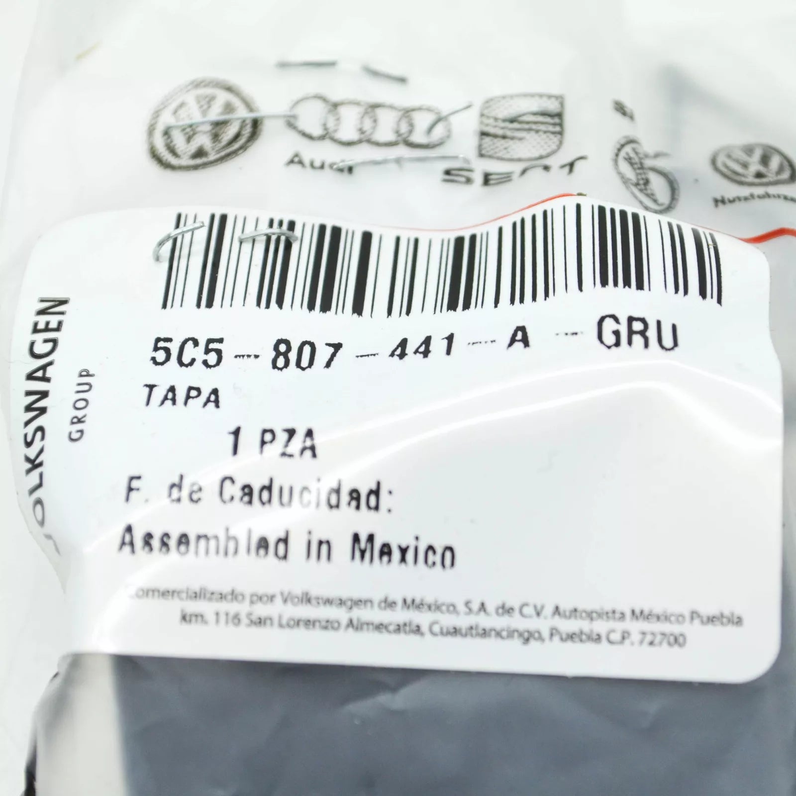 NEW VOLKSWAGEN BEETLE 5C A5 REAR BUMPER TOW HOOK EYE COVER 5C5807441AGRU