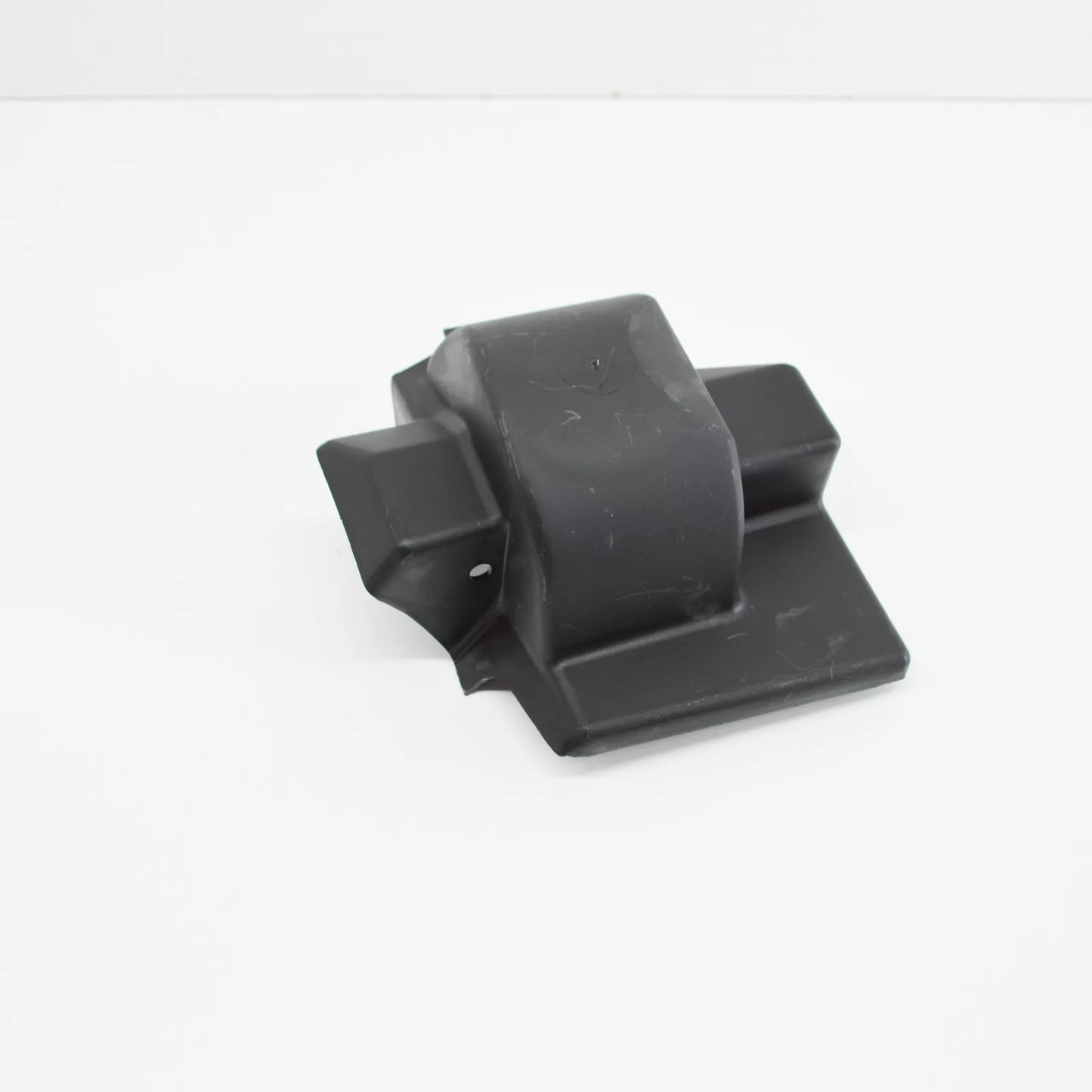 NEW BMW 5 E39 FRONT RIGHT AXLE SUSPENSION COVERING 31121097202 1097202 ORIGINAL