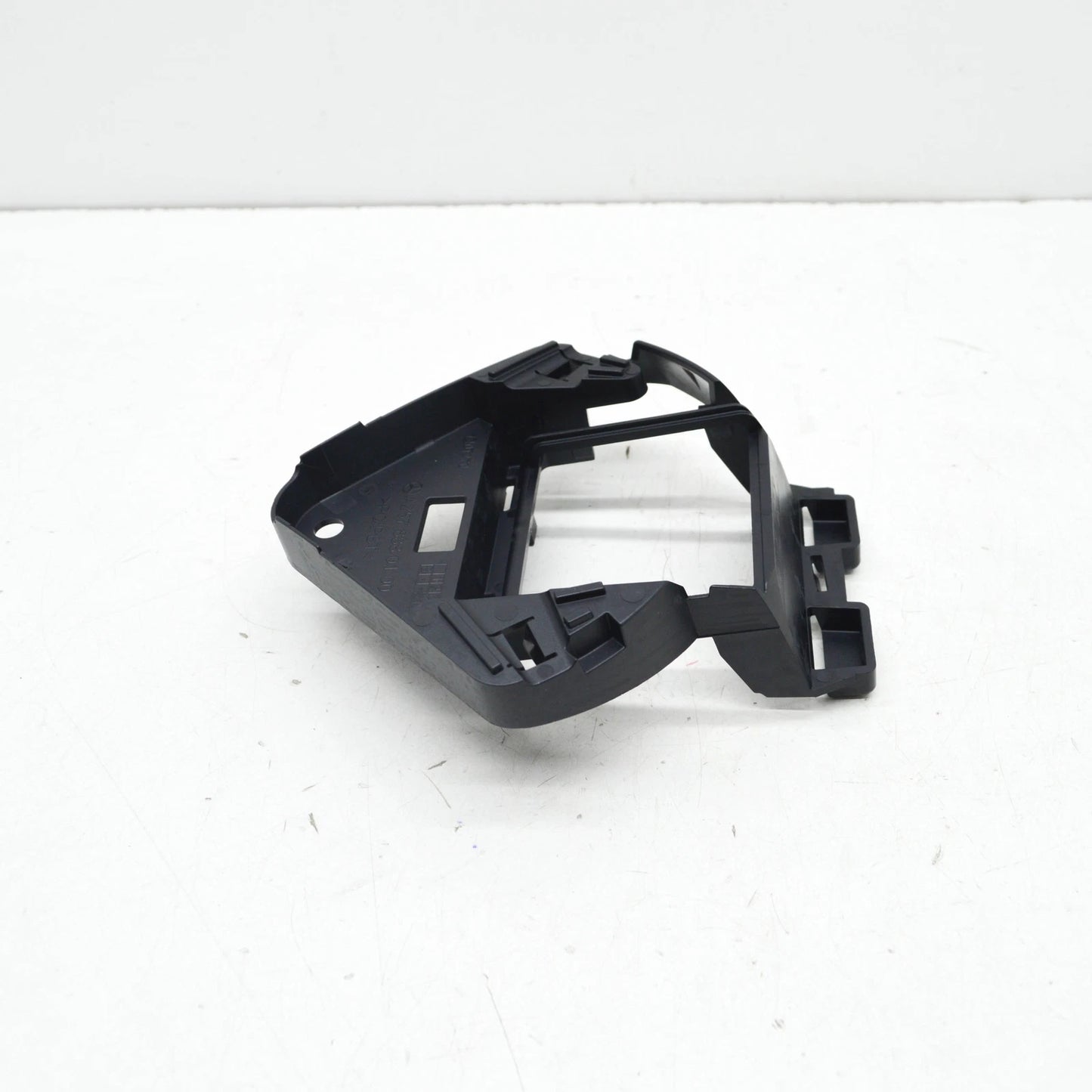 NEW MB CLS C257 FRONT COLLISION WARNING SYSTEM CARRIER A2578880100 ORIGINAL