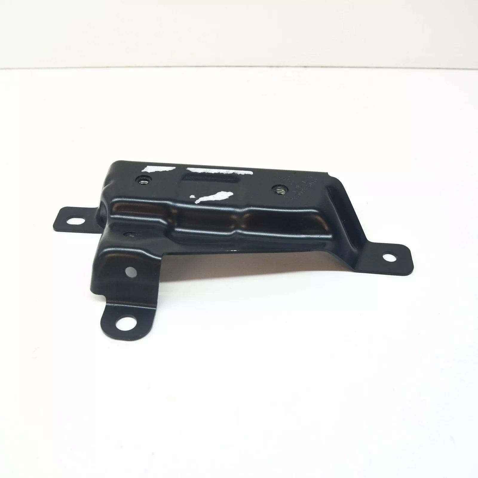 NEW MB SLS AMG C197 FRONT RIGHT BONNET HINGE BRACKET A1976300236 ORIGINAL