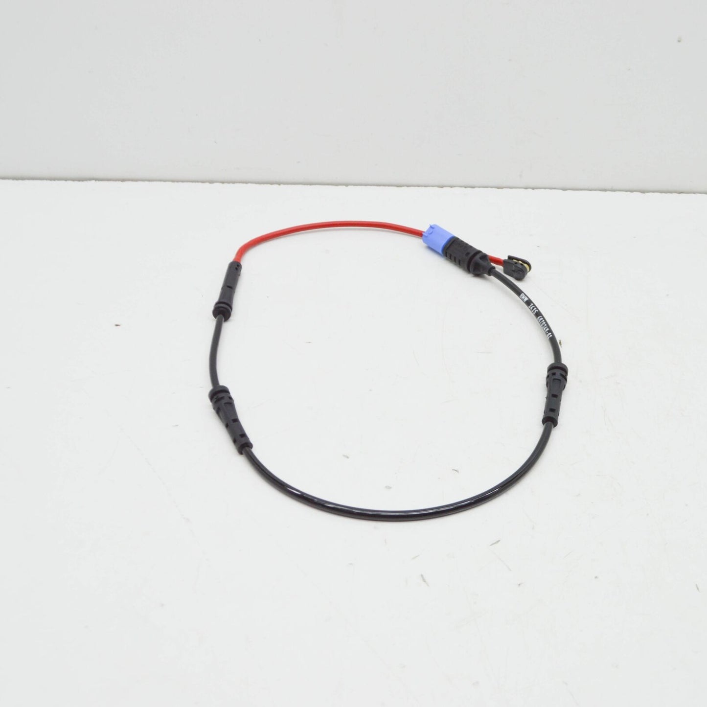 new bmw 3 g20, g28 front brake pad wear sensor 34356870349 6870349 original