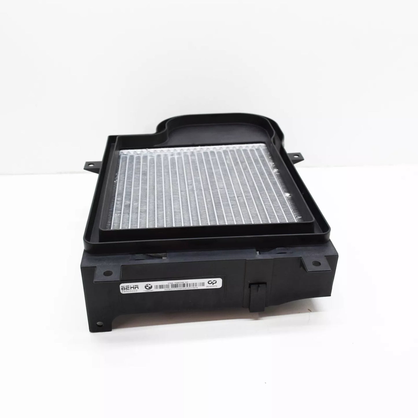 NEW BMW X5 E70 AUXILIARY RADIATOR 7586544 17117586544 ORIGINAL