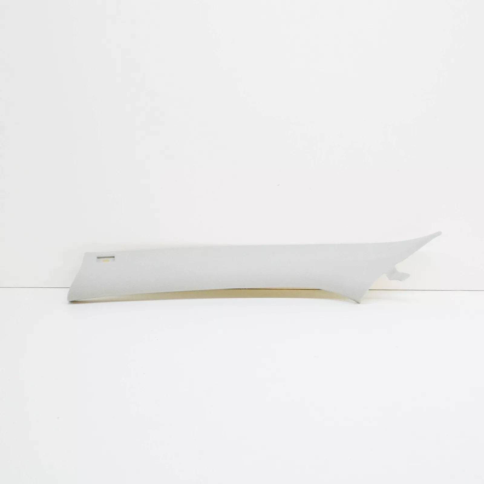 NEW BMW 5 E39 LEFT INTERIOR A-PILLAR TRIM 8235005 51438235005 ORIGINAL