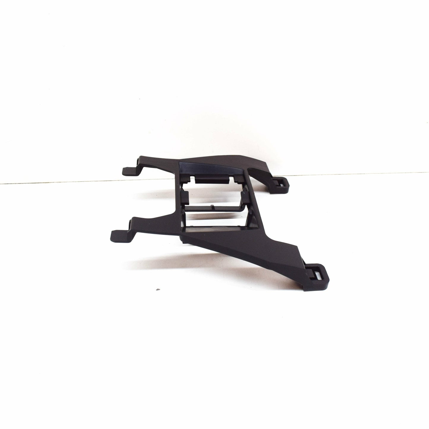 NEW MERCEDES-BENZ GLS X166 REAR BUMPER CENTRAL BRACKET A1668840300 ORIGINAL