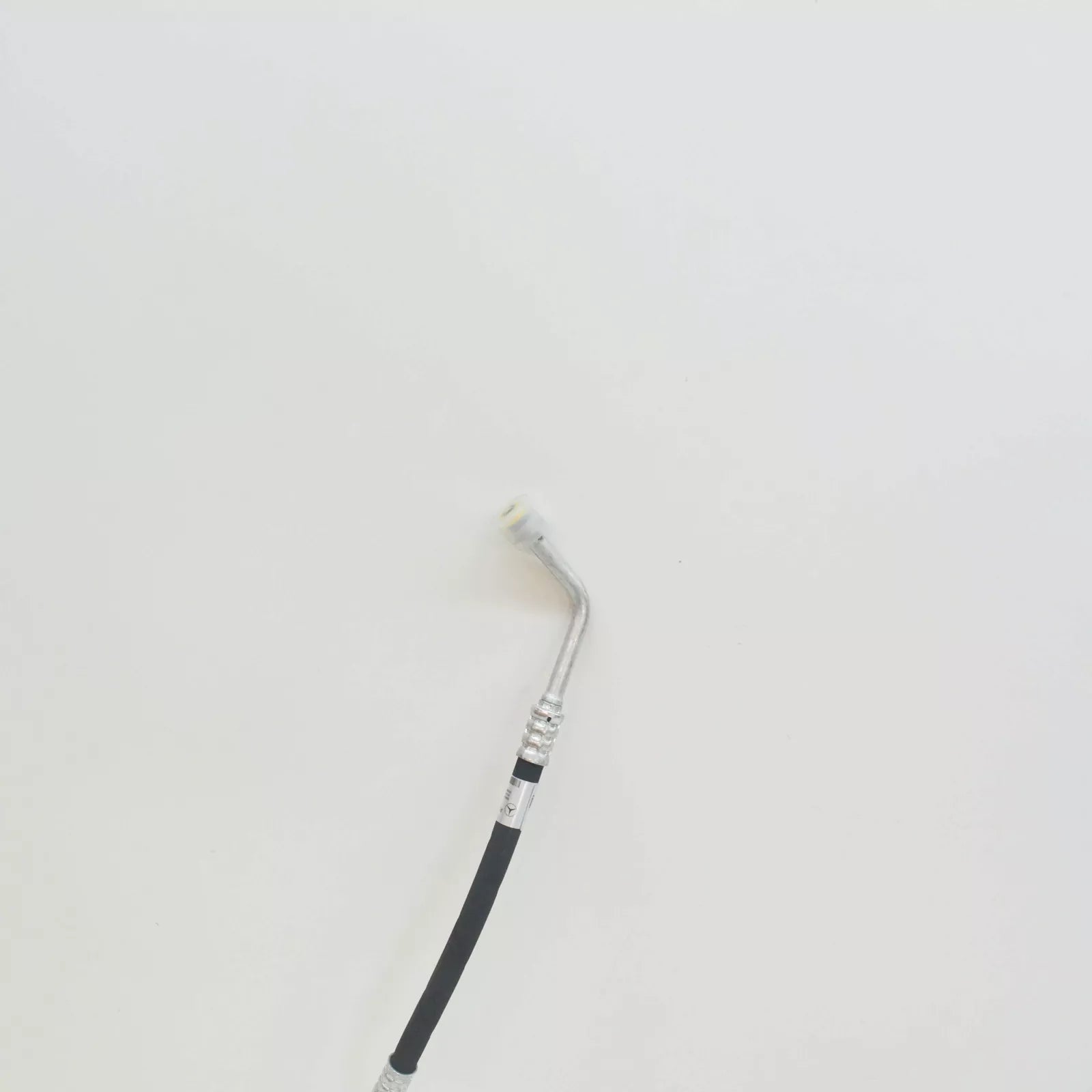 NEW MERCEDES-BENZ C W203 REFRIGERANT LINE LHD A2038302715 ORIGINAL