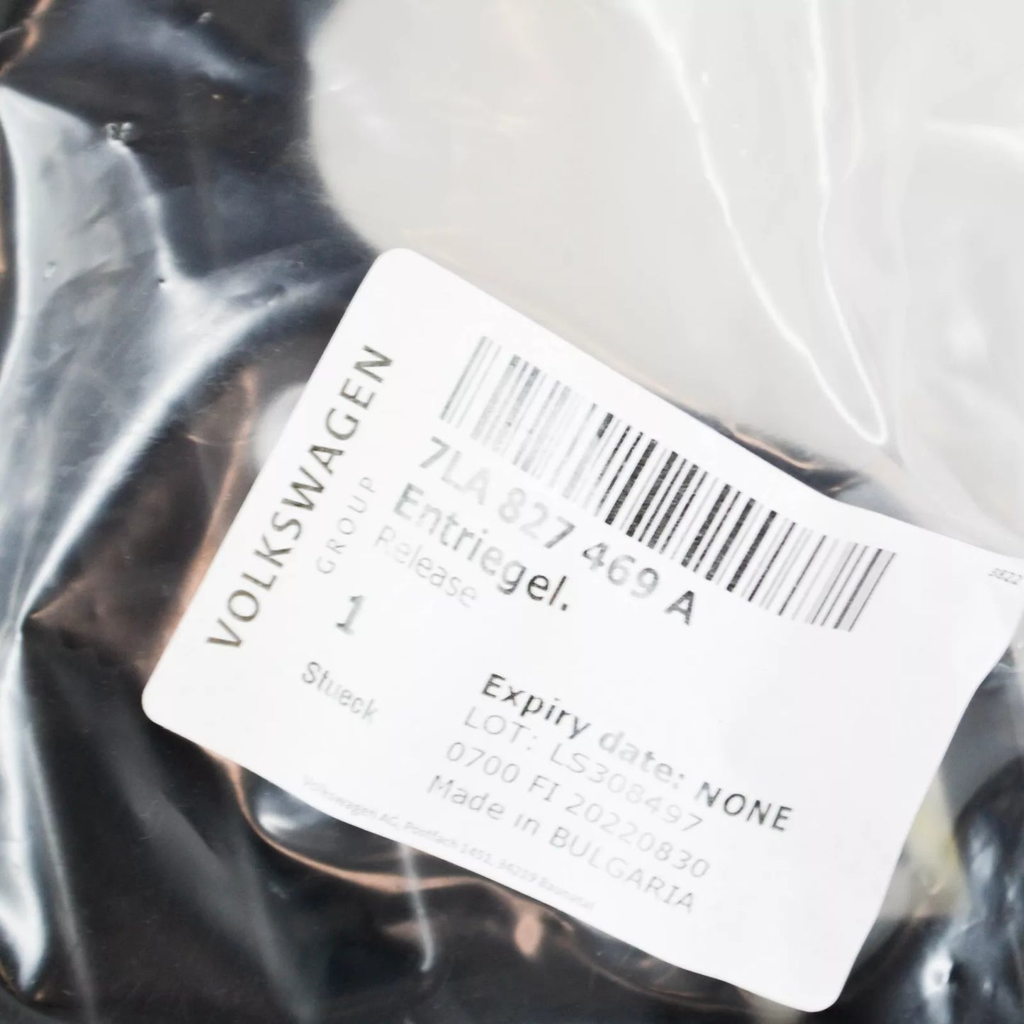 NEW VW CADDY MK4 WING DOOR RELEASE ELEMENT 7LA827469A