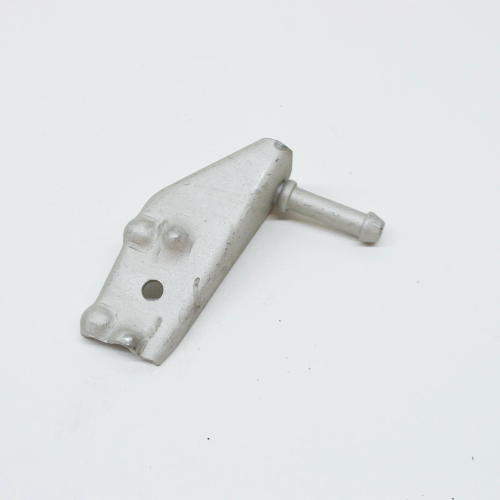 NEW BMW 3 F30 REAR RIGHT MUFFLER BRACKET 7620317 18307620317 NE W ORIGINAL