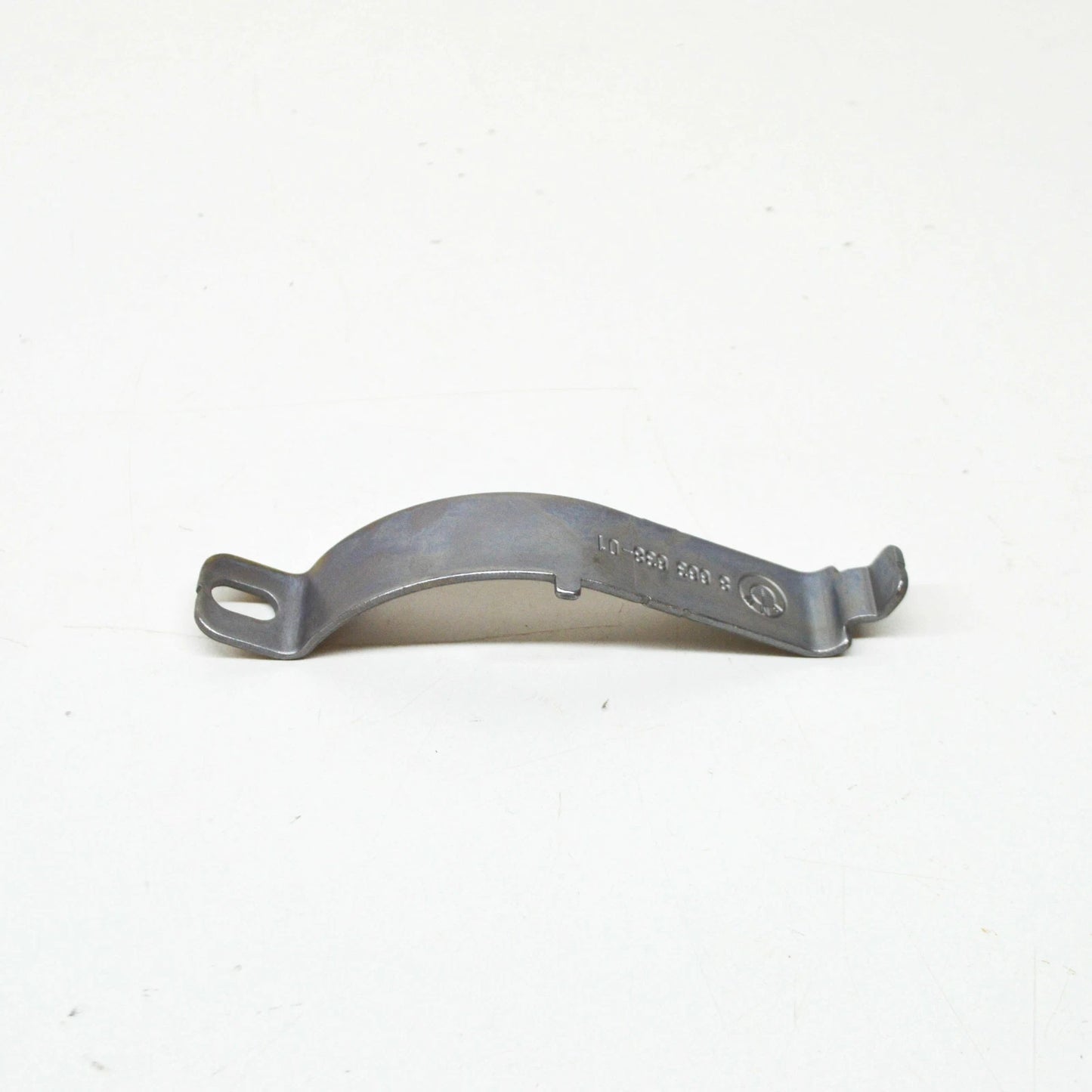 NEW BMW 1 F21 ENGINE WATER PUMP BRACKET 11518663638 8663638 ORIGINAL