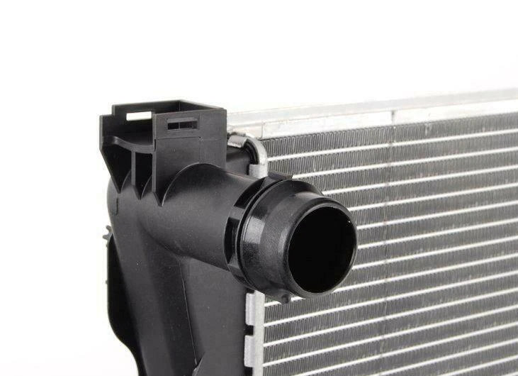 NEW AUDI A6 C6 COOLANT RADIATOR 4F0121251AF ORIGINAL