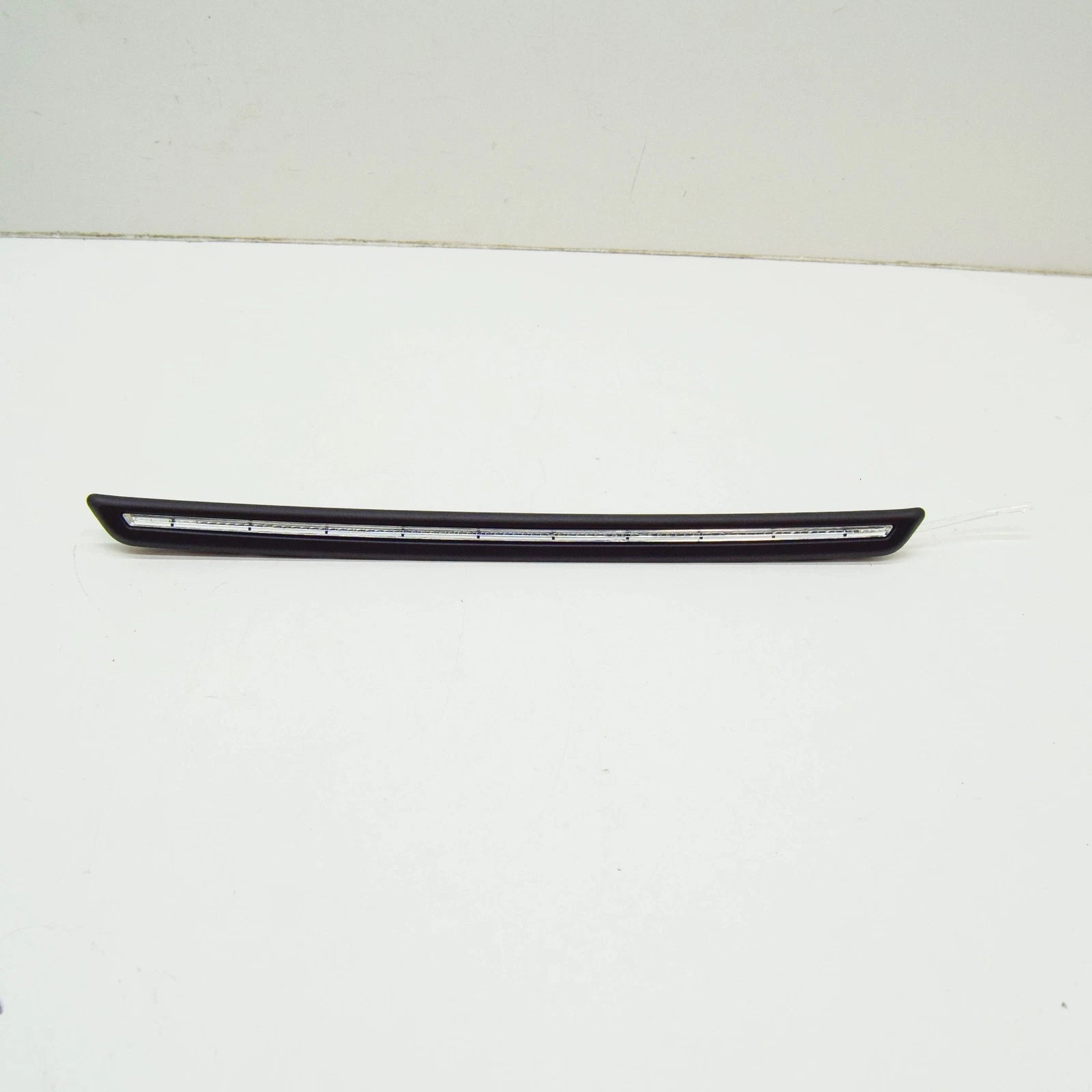 NEW BMW 6 G32 BASIC SEAT LED LIGHT INSERT 52109180203 9180203 ORIGINAL