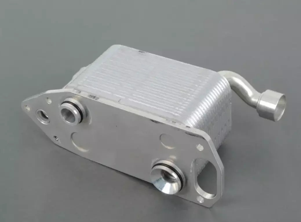 NEW BMW 5 E39 ENGINE OIL COOLER 11441406695 1406695 ORIGINAL