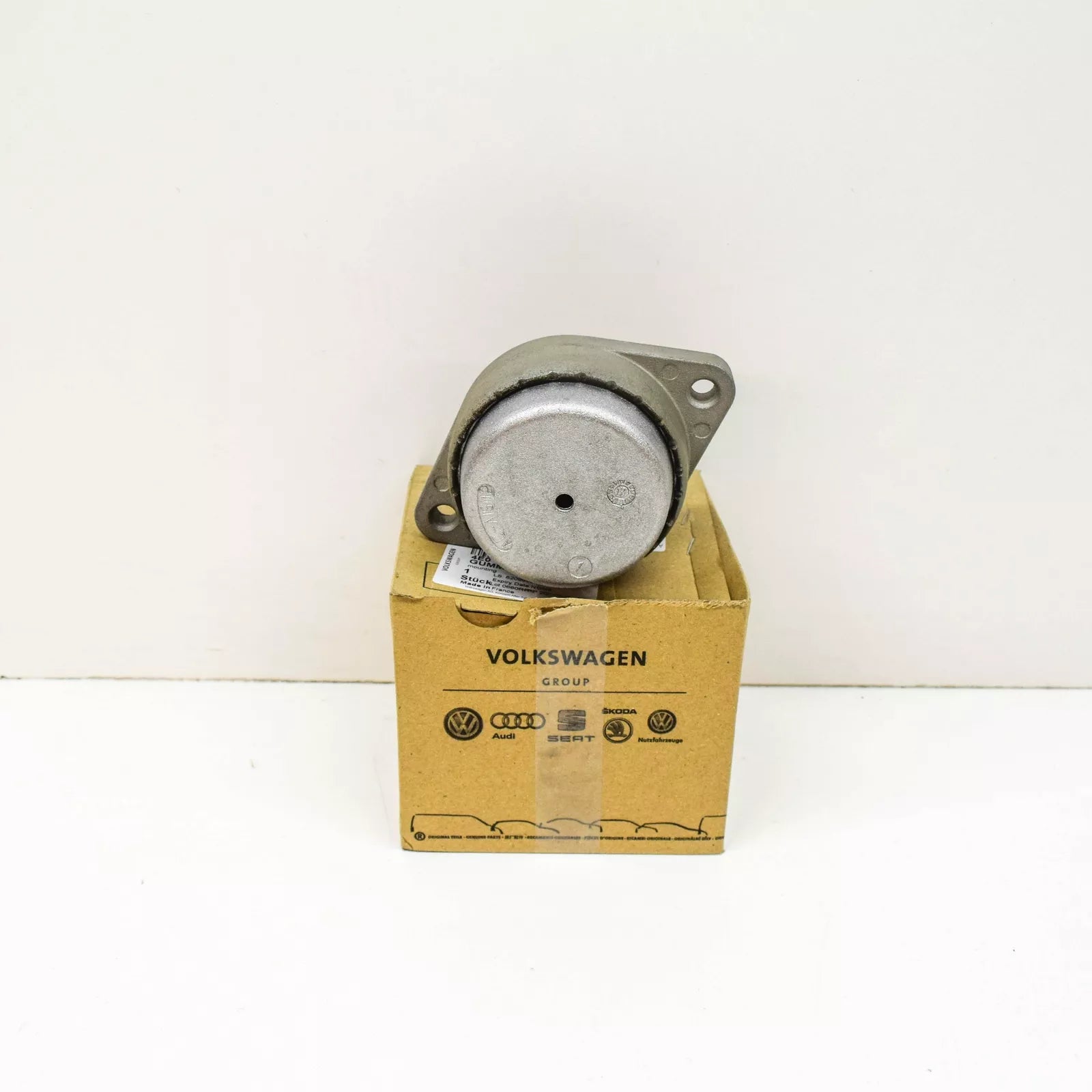 NEW AUDI A8 D3 ENGINE MOUNT RUBBER BUSH 4E0199267S ORIGINAL