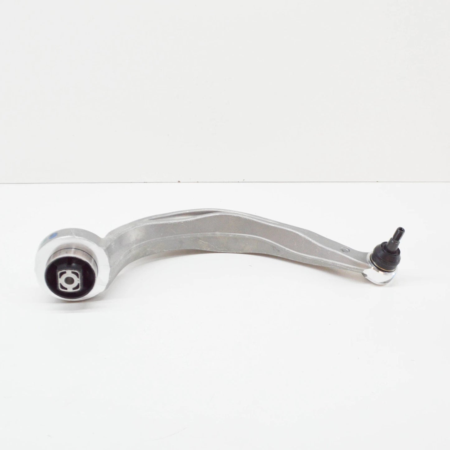 NEW AUDI A4 B8 FRONT LEFT LOWER CONTROL ARM 8K0407693N ORIGINAL