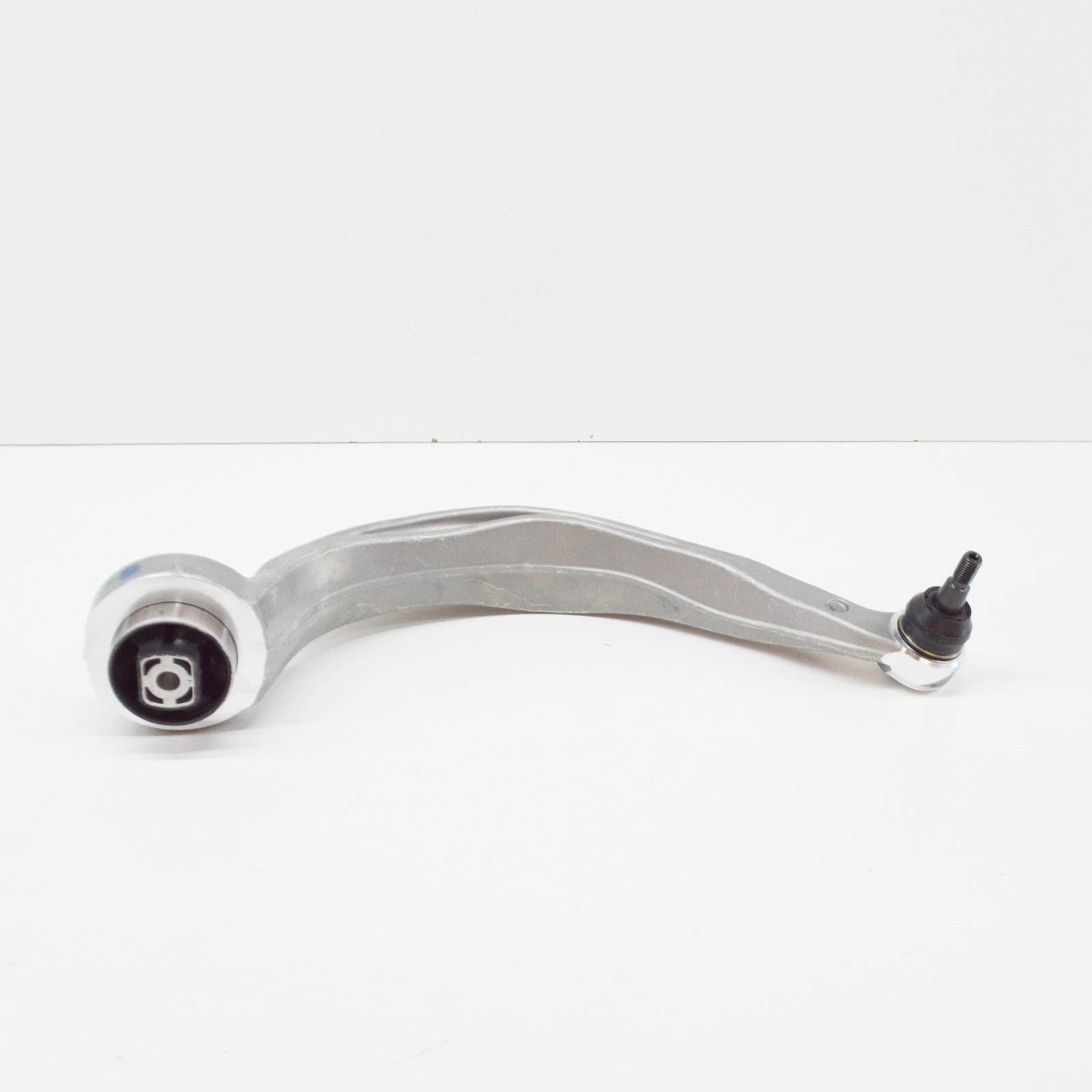 NEW AUDI A4 B8 FRONT LEFT LOWER CONTROL ARM 8K0407693N ORIGINAL