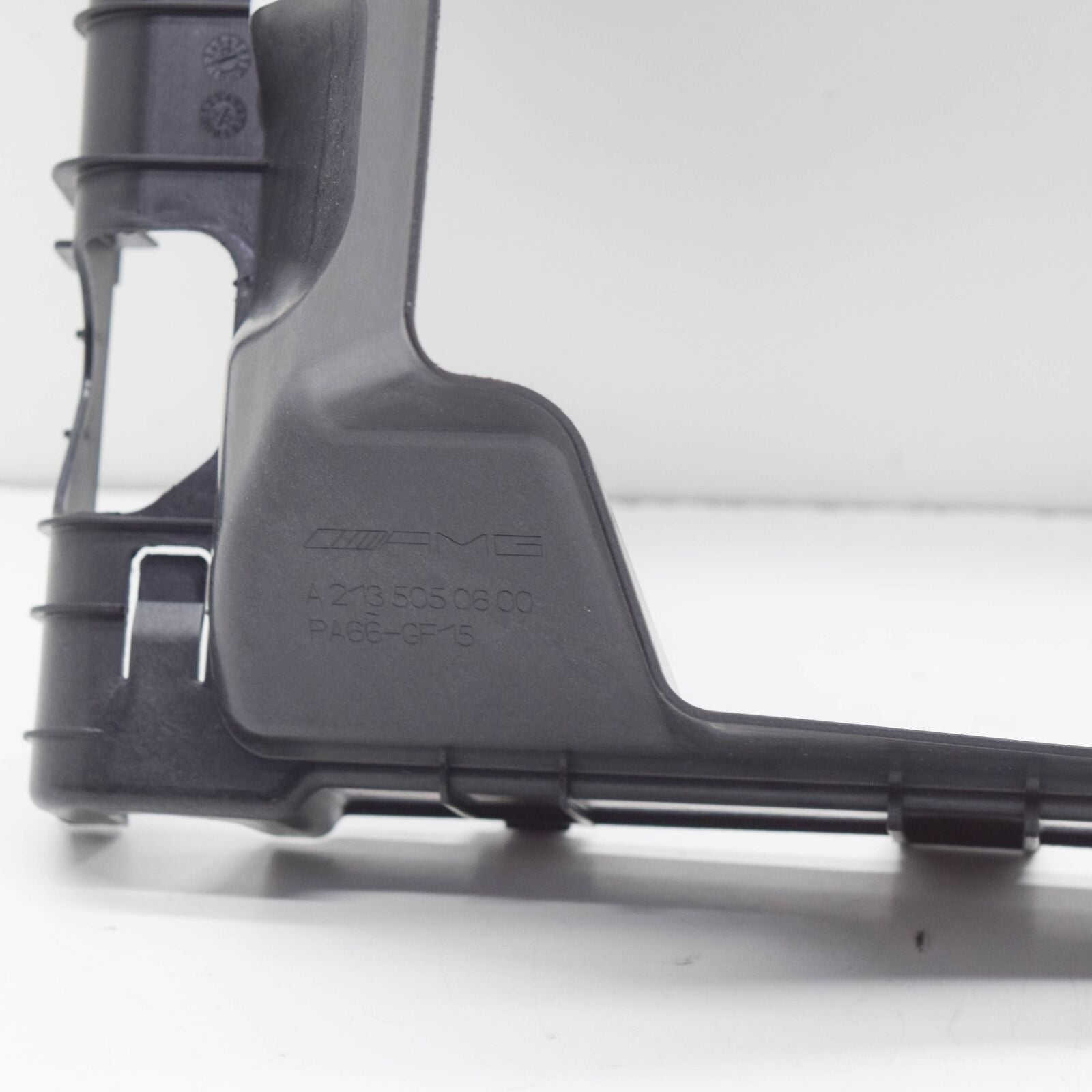 NEW MERCEDES-BENZ E W213 REAR RADIATOR AIR DUCT SEGMENT A2135050600 ORIGINAL