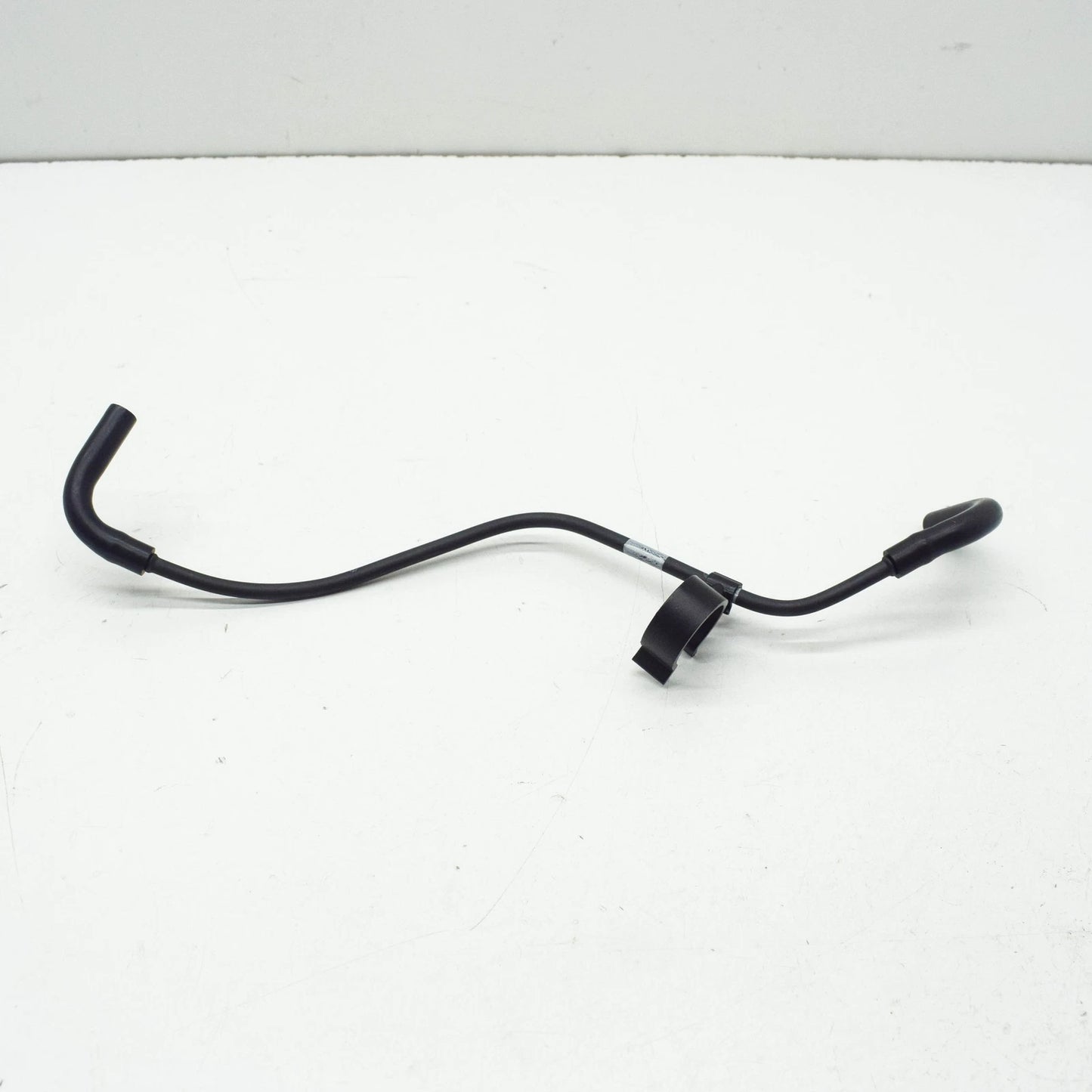 NEW MB C W204 TURBO TO PRESSURE TRANSDUCER VACUUM LINE A2740702732 ORIGINAL