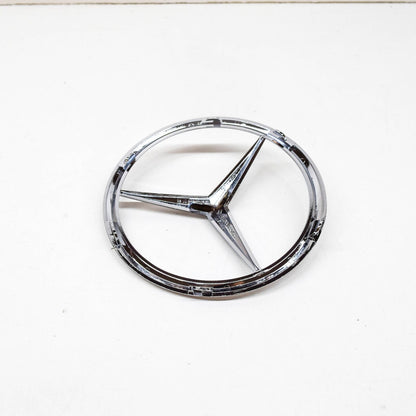 NEW MERCEDES-BENZ A W169 FRONT MERCEDES STAR A1698880186 ORIGINAL