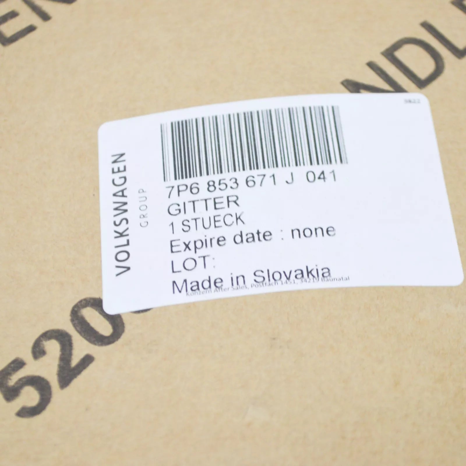 NEW VW TOUAREG 7L FRONT BUMPER LOWER CENTER GRILLE 7P6853671J041 ORIGINAL