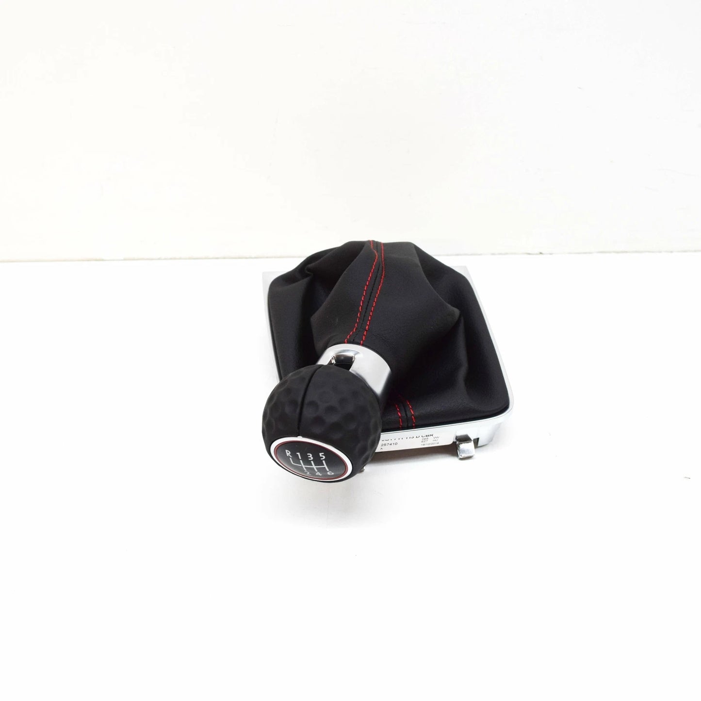 NEW VOLKSWAGEN GOLF MK7 5G MANUAL GEAR LEVER KNOB 5G1711113DCBR