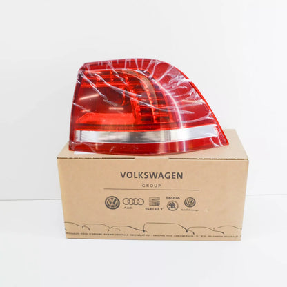 NEW VOLKSWAGEN TOUAREG 7P REAR RIGHT LED OUTER TAIL LIGHT 7P6945208 ORIGINAL