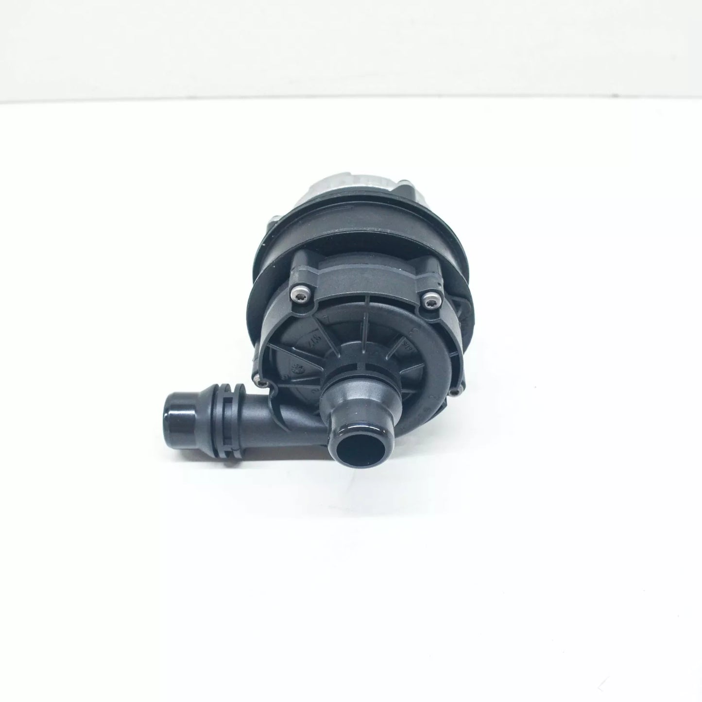 NEW MERCEDES-BENZ C-CLASS W205 ADDITIONAL WATER PUMP A0005002686