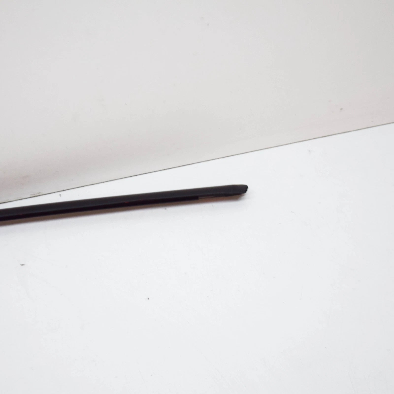 NEW BMW X6 E71 E72 WINDSCREEN UPPER MOULDING TRIM 51317179737 ORIGINAL