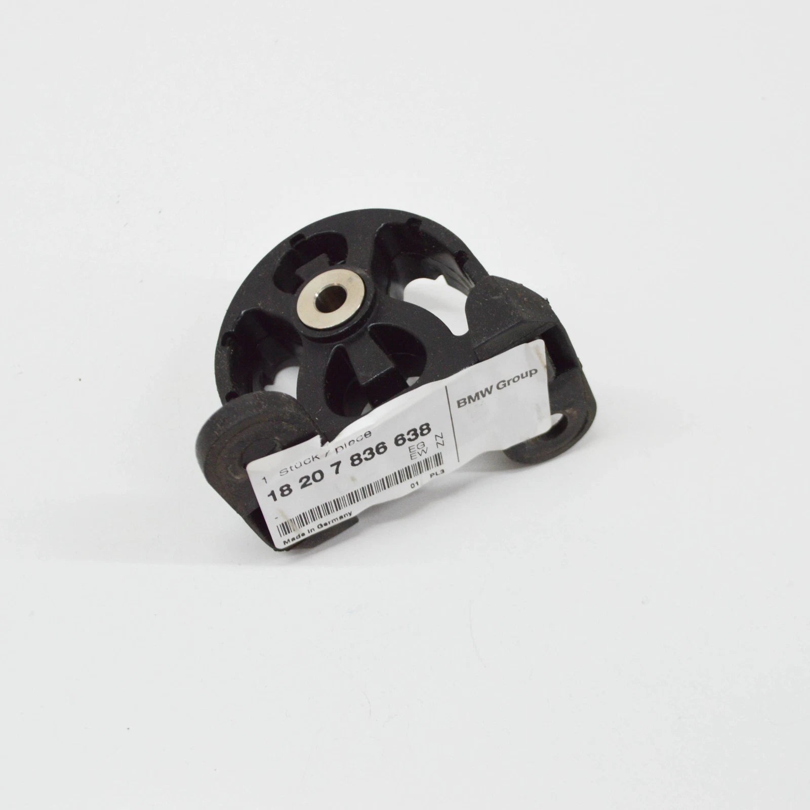 NEW BMW Z4 E85 RIGHT EXHAUST SYSTEM RUBBER MOUNTING 18207836638 7836638 ORIGINAL